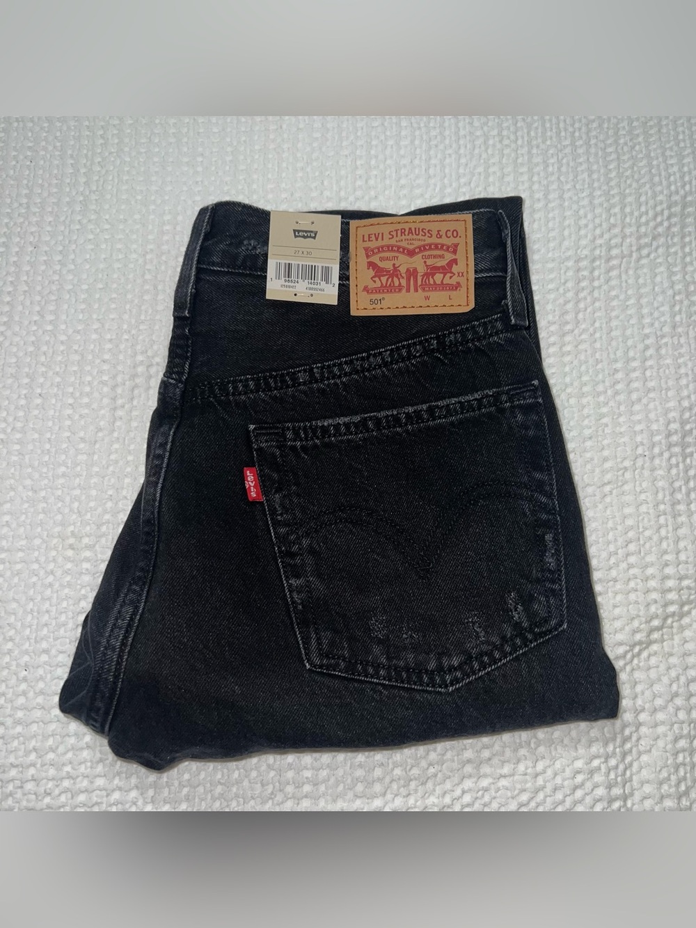Levi's Women's Straight Leg Black Denim Jeans